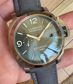 Panerai Luminor Marina eSteel Automatic Safir 44 mm - imagine 2