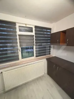 Apartament 3 camere decomandat, centrala termica, AC, zona Sarari - imagine 8 Apartament 3 camere decomandat, centrala termica, AC, zona Sarari - imagine 8