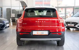 Volvo XC 40 2.0 D4 AWD Momentum - imagine 7