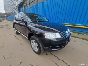 Sc Elalis Com Srl vinde autoturism marca VW Tuareg R5