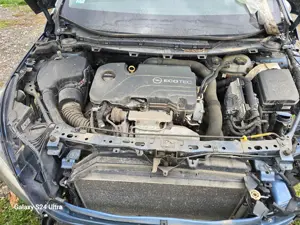Dezmembrez Opel Astra K 1.4 benzina,motor tip B14XFL LE2 euro 6 an 2016,fara anexe si accesorii - imagine 2