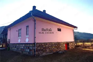 Proprietate cu potential in Apuseni - fosta pizzerie, ideala pentru afacere sau locuinta - imagine 13