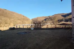 Proprietate cu potential in Apuseni - fosta pizzerie, ideala pentru afacere sau locuinta - imagine 16