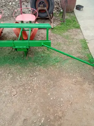 vând mașina plantat pe patru randuri - imagine 3