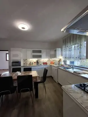 Casa renovata in Luna, langa Campia Turzi! - imagine 2
