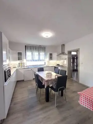 Casa renovata in Luna, langa Campia Turzi!