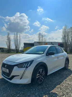 Peugeot 208 PureTech 100 EAT8 GT-Line