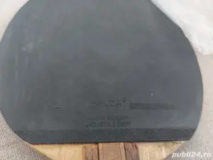 vând două palete de tenis de masă chinezești 