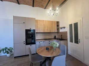 De vânzare apartament 2 camere, la curte, zona ultracentrlă - imagine 7