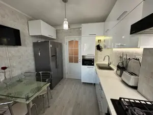 Apartament doua camere in zona Baba Novac - imagine 2