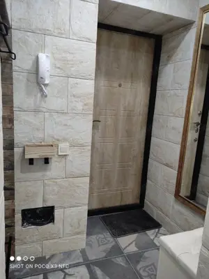 Ofer spre vanzare apartament de  2 camere in zona Basarabia - imagine 4