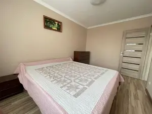 Apartament cu 2 camere de inchiriat in zona Florilor