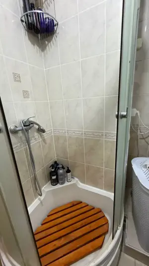 Oferim spre vanzare apartament  de doua camere in zona Crangasi.  - imagine 3