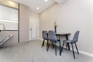 Ofer spre vanzare apartament de doua camere in zona crangasi - imagine 6