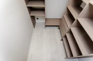 Ofer spre vanzare apartament de doua camere in zona crangasi - imagine 2