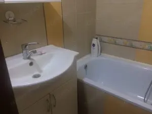 Apartament cu  doua camere de vanzare  in zona Lujerului - imagine 2