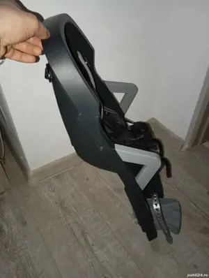 vand scaun bicicleta montaj fata de la guppy