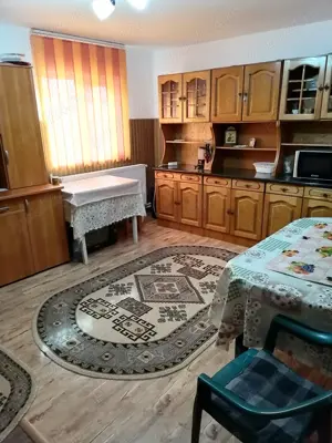 Vând casa și teren  - imagine 5