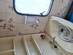 Se vinde rulota busnner  stare buna gata de plecare voiaj. - imagine 4