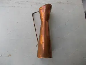 Cana veche din alama