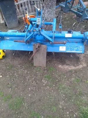 Vând freza de 1,4 m ,preț avantajos