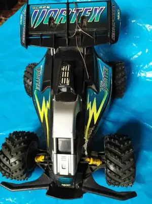 Masinuta Nikko veche, colectie 