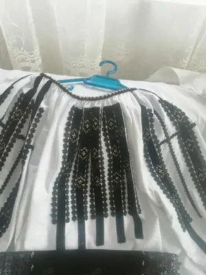 Vând costume traditionale - imagine 2