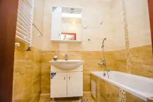Apartament de vanzare in zona doamna ghica. - imagine 8 Apartament de vanzare in zona doamna ghica. - imagine 8