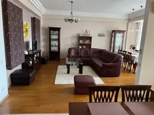 Apartament cu 3 camere de vânzare în Bravu - imagine 5