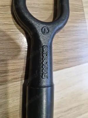 Cui Carlig remorcare VW AUDI 8X0805615 nou