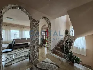 Casa la cheie cu garaj, D+P+E, 200 mpu, 1 400 mpt, central Dezmir - imagine 8