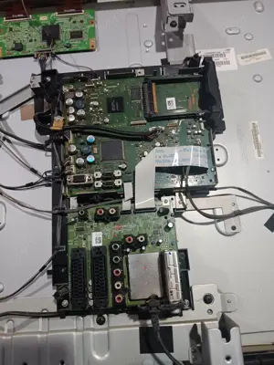 placa de baza 1-872-686-11 + 1-871-490-11 de pe tv Sony KDL-40p2530