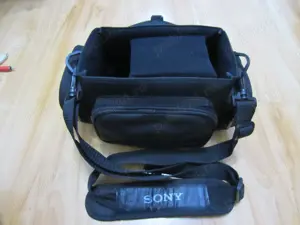 Geanta foto-video Sony originala,profesionala, foarte incapatoare - ieftina