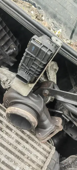 piese / dezmembrez mercedes C220 2001-2005 - imagine 10