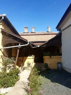 Casa Beregsau Mic caramida strada principala ,teren mare - imagine 10 Casa Beregsau Mic caramida strada principala ,teren mare - imagine 10