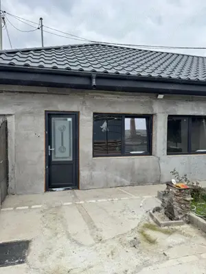 114.000 Euro- casa 3 dormitoare, 2 grupuri sanitare, zona Arcasilor - imagine 4