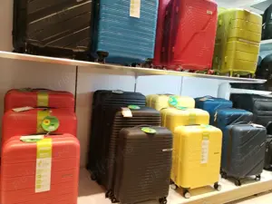 Consilier vânzări  la Insula Samsonite în Iulius Mall Cluj.3380 net