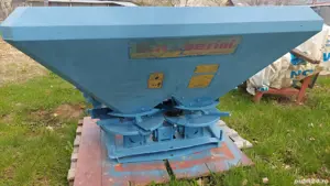 Plug, masina de erbicidat, mig azot - imagine 5