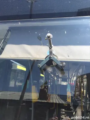 repar orice model de parbriz,luneta