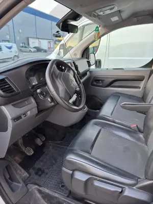 Opel Vivaro Van L2H1 - imagine 7