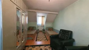 Casa individuala - 500 mp utili -  800 mp teren - Burdujeni - imagine 13