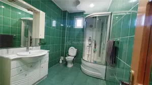 Casa individuala - 500 mp utili -  800 mp teren - Burdujeni - imagine 7