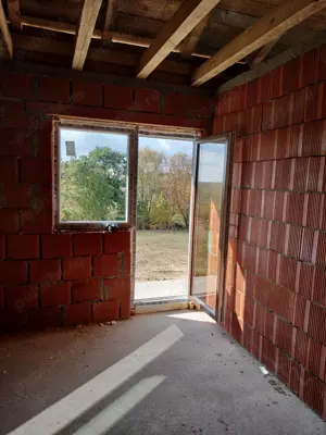 Casa în roșu +teren Bicacel BH - imagine 2 Casa în roșu +teren Bicacel BH - imagine 2