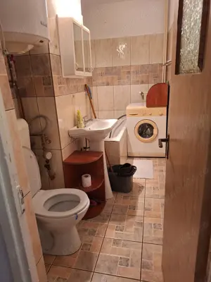 Propietar, închiriez garsonieră 42mp, zona 13 Septembrie - imagine 4