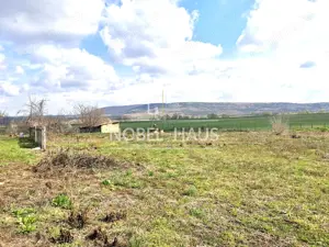 Casa batraneasca si teren intravilan, in sat Sarbi, comuna Banca, jud Vaslui - imagine 3