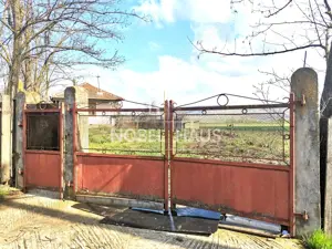 Casa batraneasca si teren intravilan, in sat Sarbi, comuna Banca, jud Vaslui - imagine 7