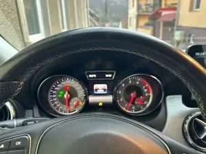 Mercedes Benz,180 GLA - imagine 7