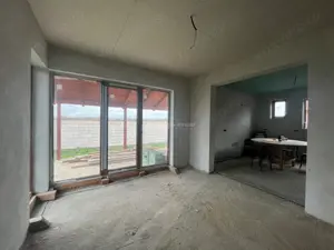 Lugoj, Vila La Rosu, 6 Cam., 263 Mp., Costeiu - imagine 13