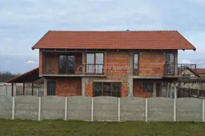 Lugoj, Vila La Rosu, 6 Cam., 263 Mp., Costeiu - imagine 9