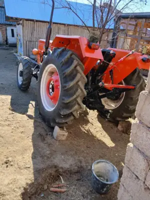 Vând tractor 550 4 4 - imagine 4